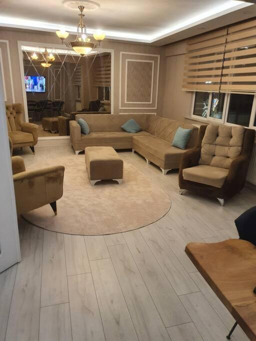 Muekemmel Konumda Luex Family Concept Daire Apartment ซิวาส ภายนอก รูปภาพ