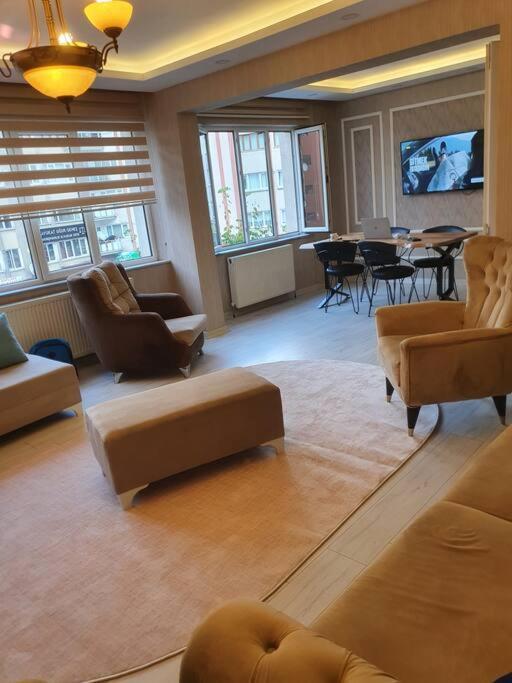 Muekemmel Konumda Luex Family Concept Daire Apartment ซิวาส ภายนอก รูปภาพ